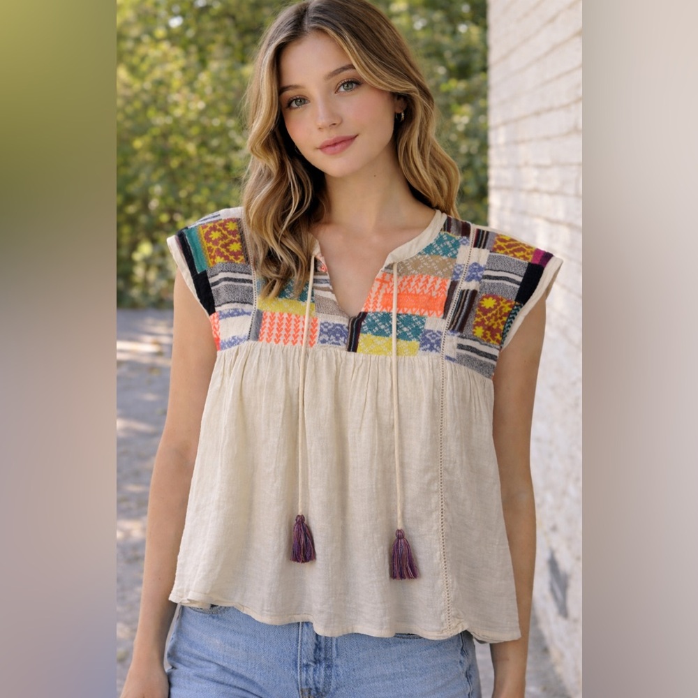 Altar’d State Boho Embroidered Cream Cap-Sleeve Top- S
